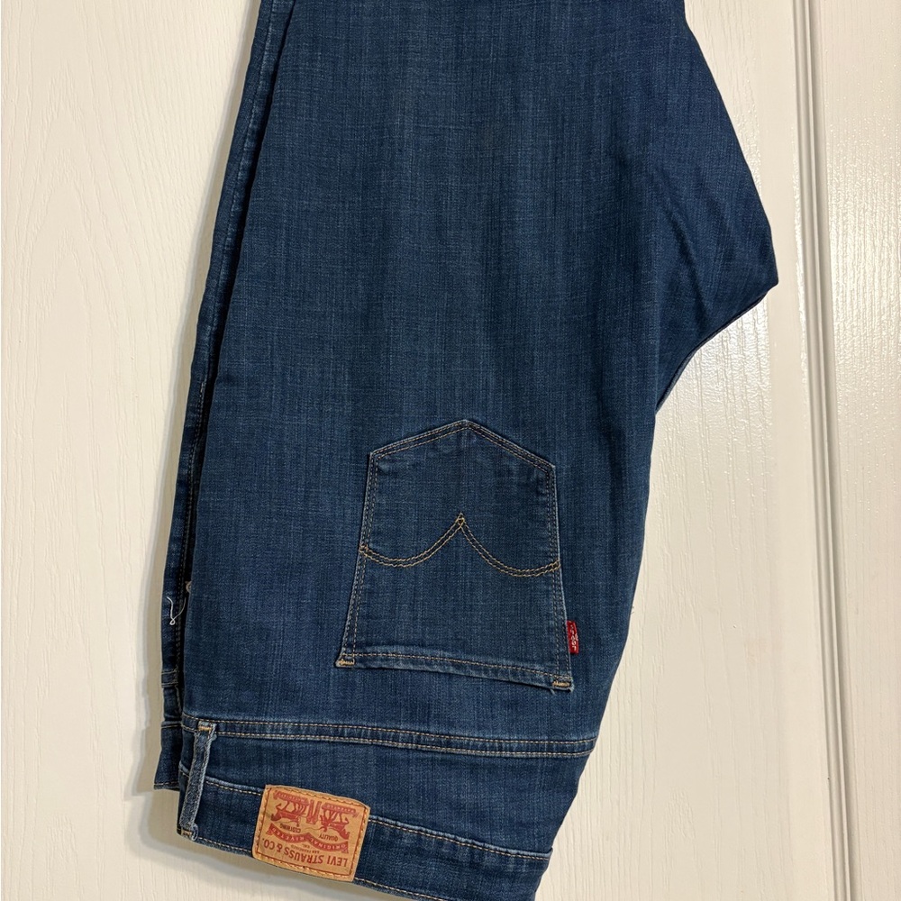 Levi's Classic Indigo Jeans